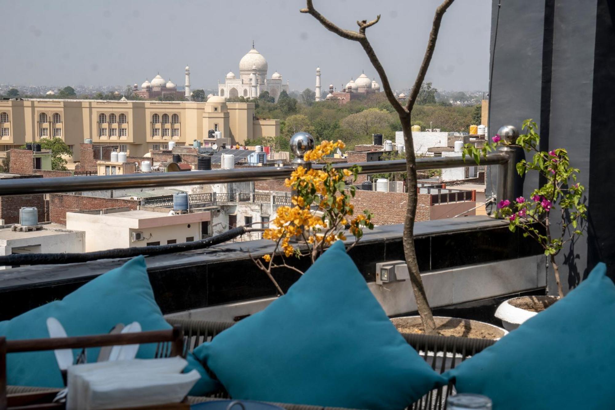 Hotel Sun Grand Agra  Zewnętrze zdjęcie