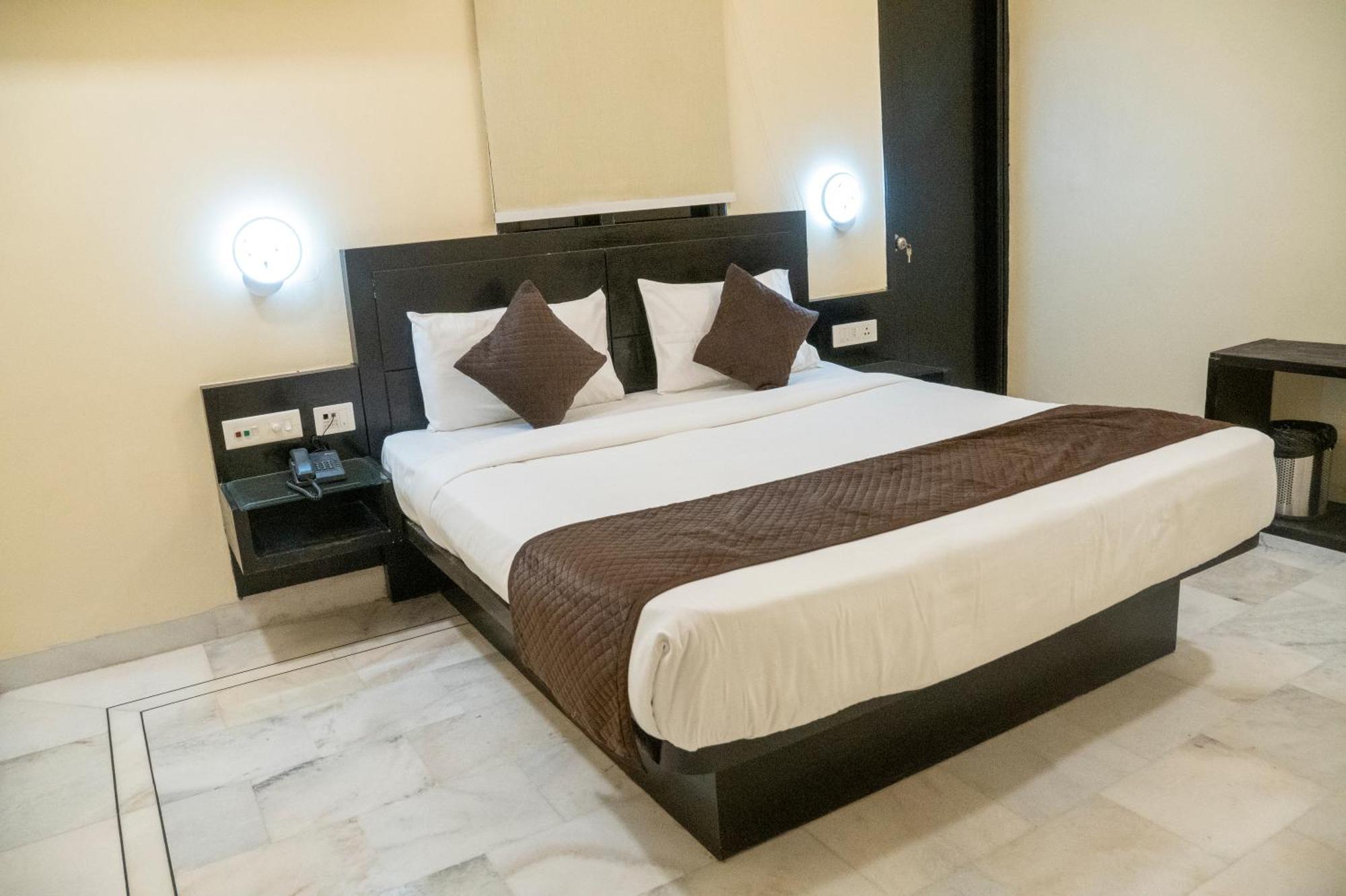 Hotel Sun Grand Agra  Zewnętrze zdjęcie