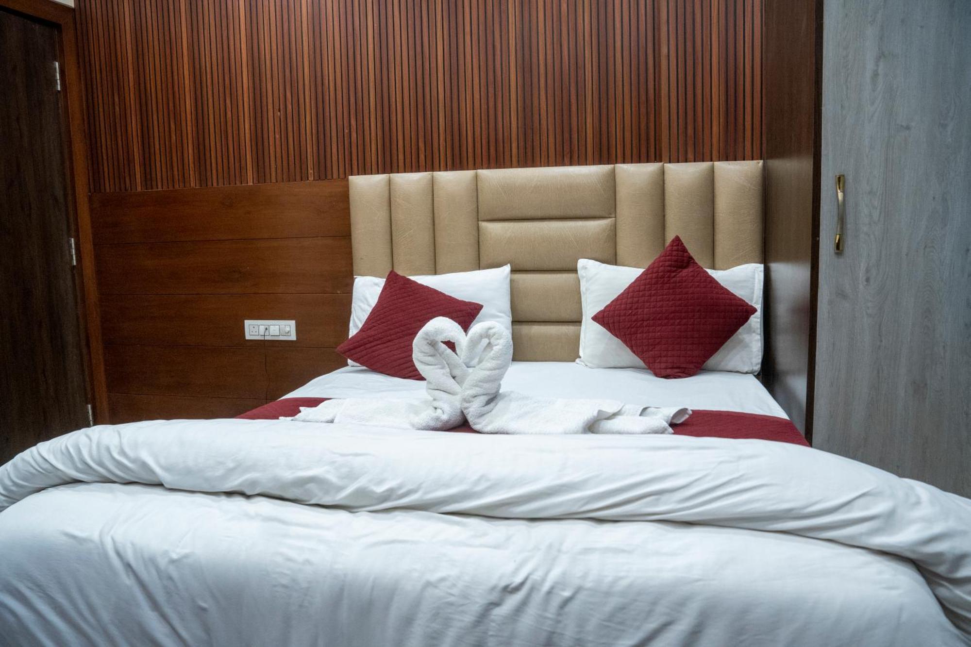 Hotel Sun Grand Agra  Zewnętrze zdjęcie